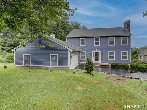 2nd image of 137 Hollyberry Lane