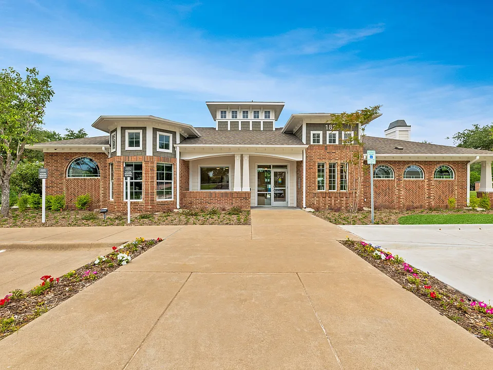 Sandy Creek Apartments