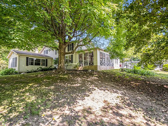 2nd image of 23500 N Uldriks Dr