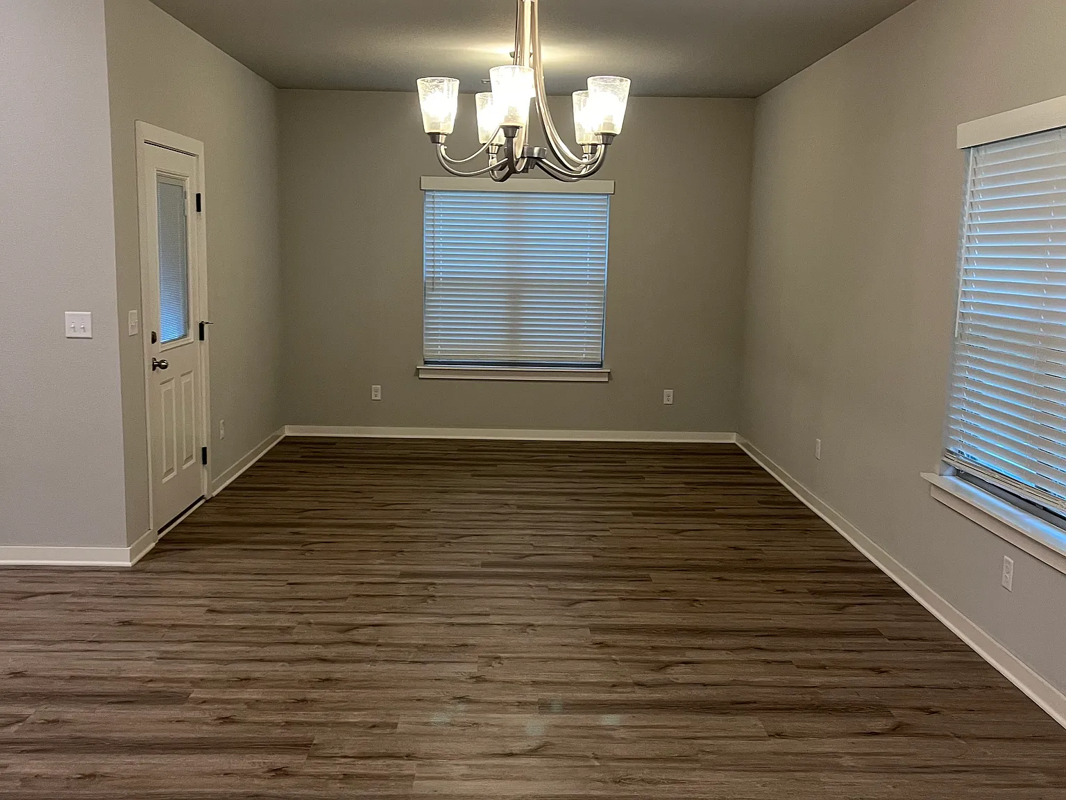 2 bed, 1547 sqft, $1,500 — Photo 2