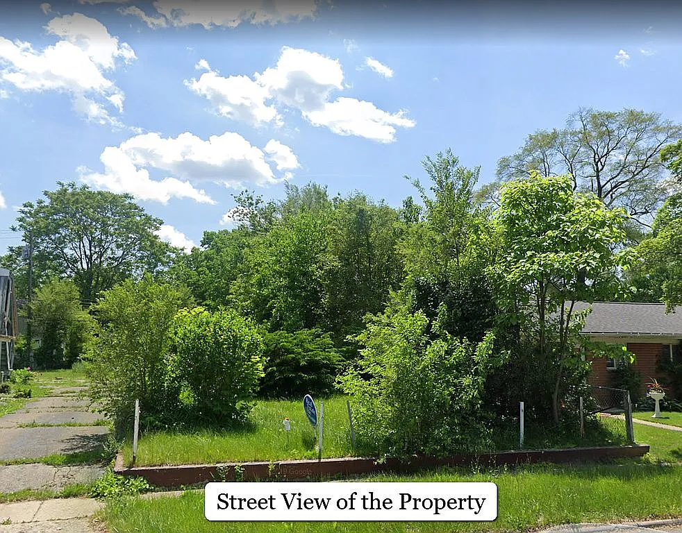 875 Monroe St photo 1