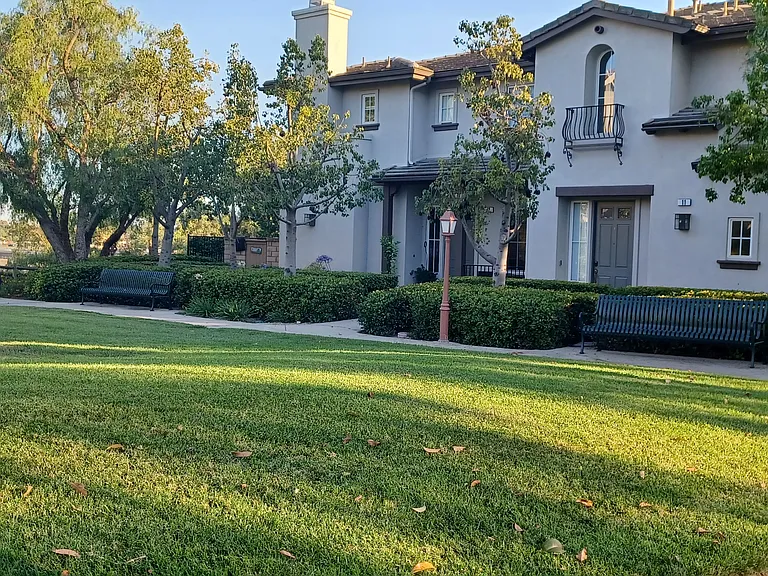 11 Sienna Rdg — Photo 23