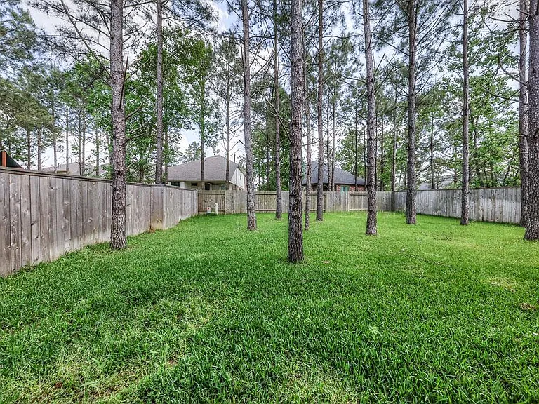 27 Sawbridge Cir — Photo 23