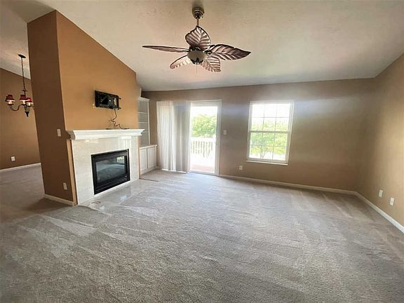 5th image of 3933 Elter Ln