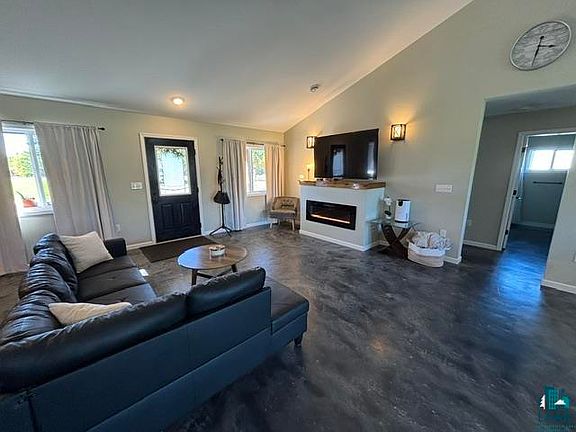 4th image of 4006 Saari Rd