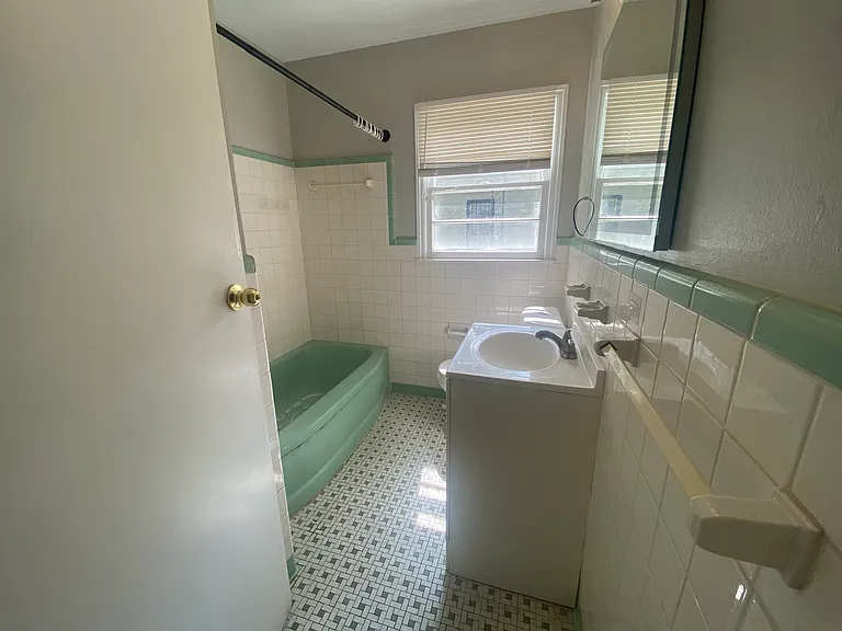 4621 Boyce Rd — Photo 5