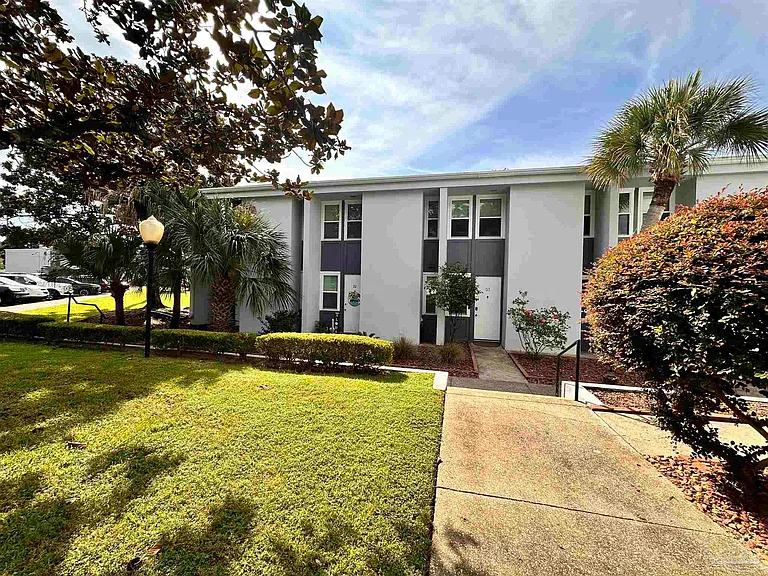 201 Pensacola Beach Rd #D3 — Photo 2
