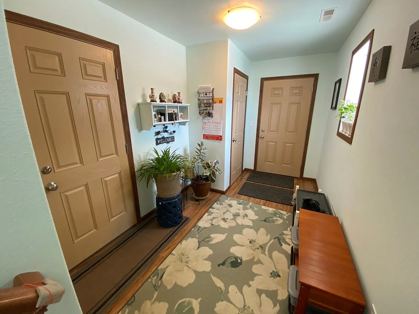 4 Bedroom Home in Valley View Estates!! — Photo 2