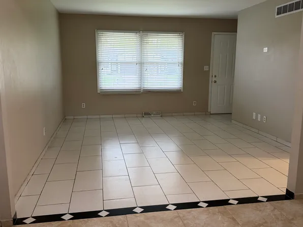 169 Elm Ln #169, Holland, MI 49424
