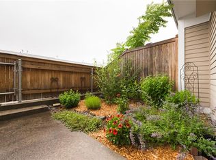 40 Newton St, Pawtucket, RI 02860