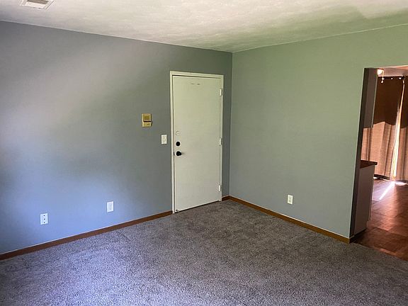5th image of 8903 35th St W APT 5