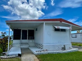 130 Melody Ln, Tarpon Springs, FL 34689