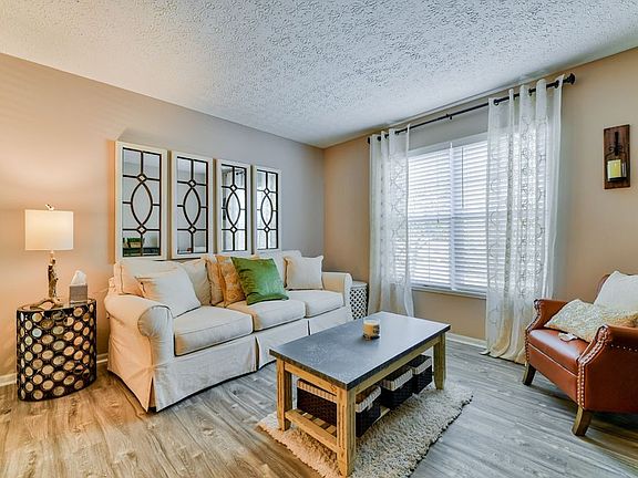 5th image of 5300 Catalina Circle Dr #2285GLD