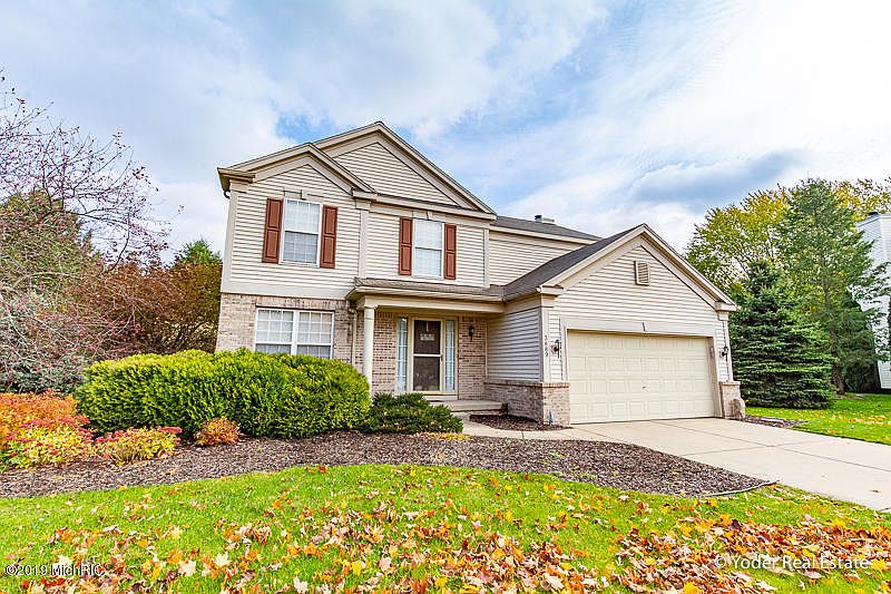 1st image of 3889 Fraser Dr NE