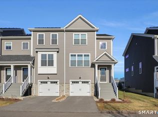 The Reserve At Stonebridge Crossing, Cheshire, CT 06410