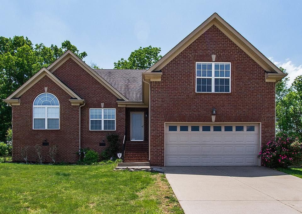 1st image of 3826 Henricks Hill Dr