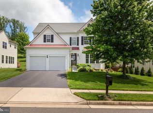 18799 Pier Trail Dr, Triangle, VA 22172