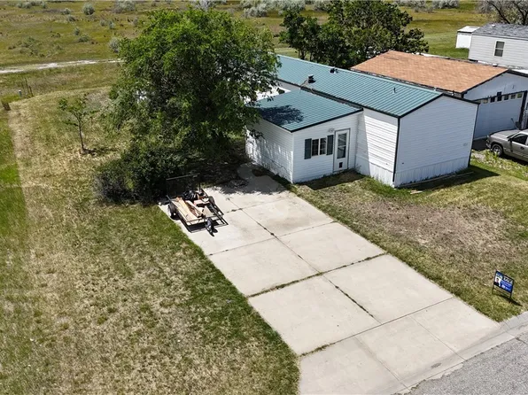 2408 E Maryland Ln, Laurel, MT 59044
