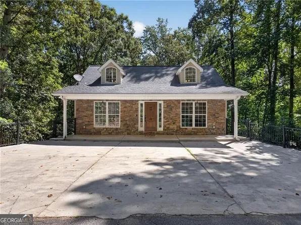 825 Rue Fluer De Lis, Lavonia, GA 30553