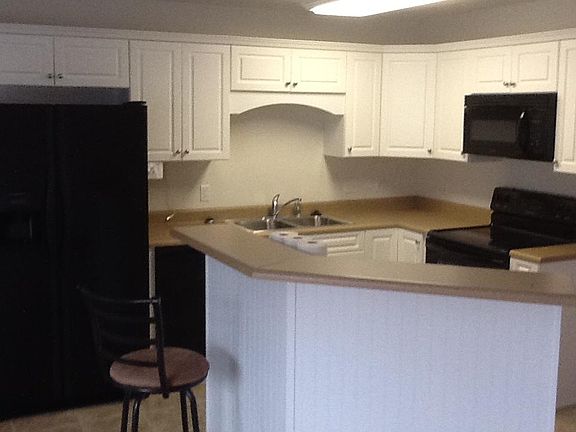 4th image of 2709 Dotti Dr