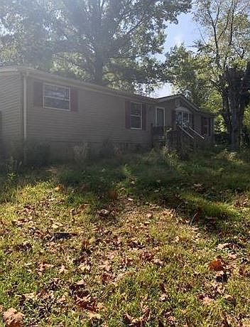 1st image of 1 Dogwood Dr