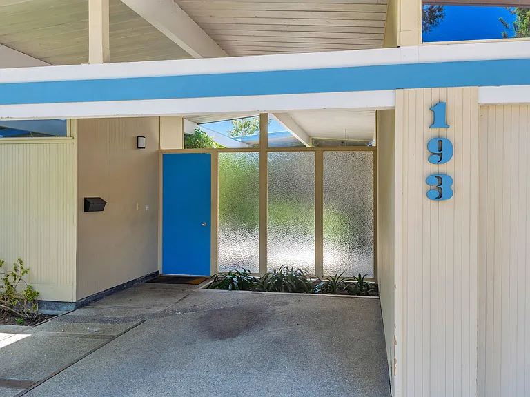 193 Ferne Ave — Photo 3