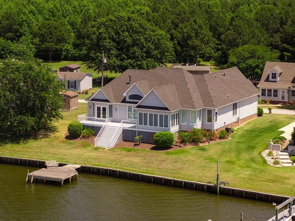 1st image of 789 Bulls Bay Road