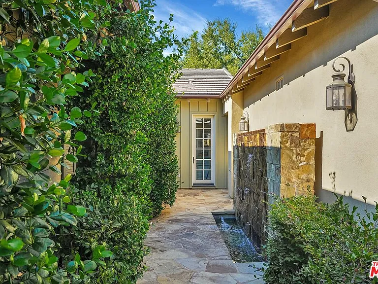 29734 Mulholland Hwy — Photo 6