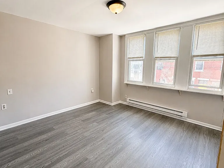 1905 Federal St #2 — Photo 15