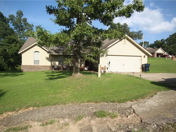 10484 Kays Ln, Rogers, AR 72756
