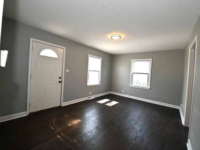 2911 Gibson Pl — Photo 9