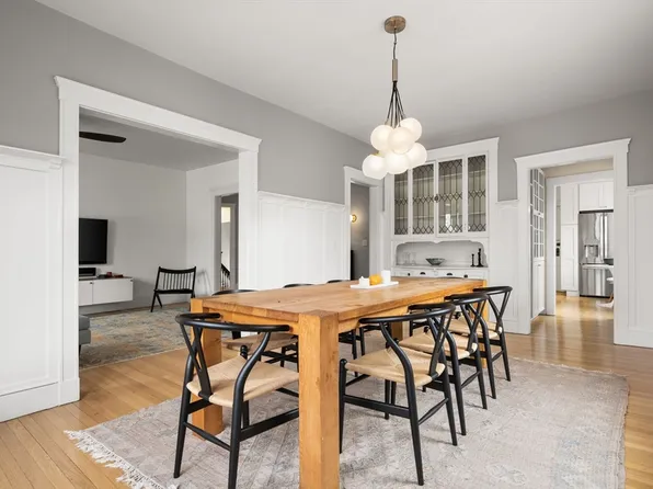 6 Shailer St #3, Brookline, MA 02446