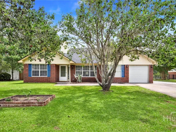 41 Whippoorwill Lane E, Richmond Hill, GA 31324