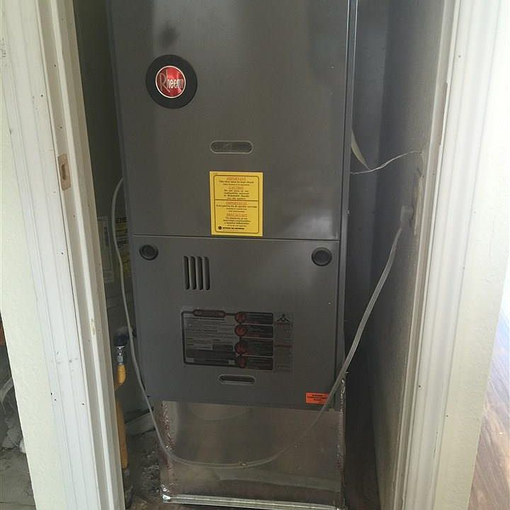 2nd image of 732 Hornet Dr
