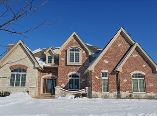 12445 Thornberry Dr, Lemont, IL 60439