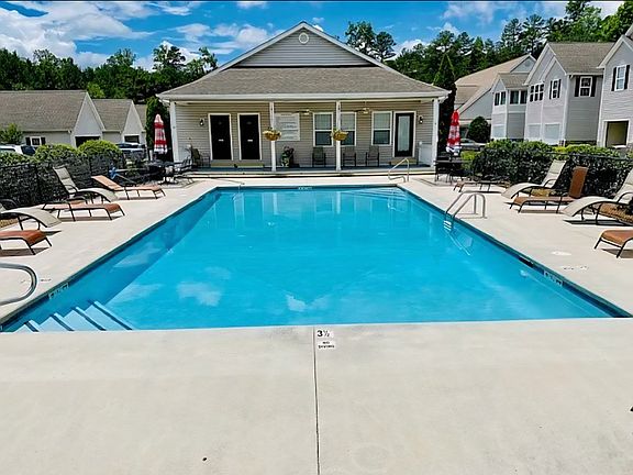 2nd image of 1535 Ashton Woods Way