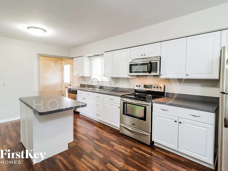 515 Brelsford Ave — Photo 6