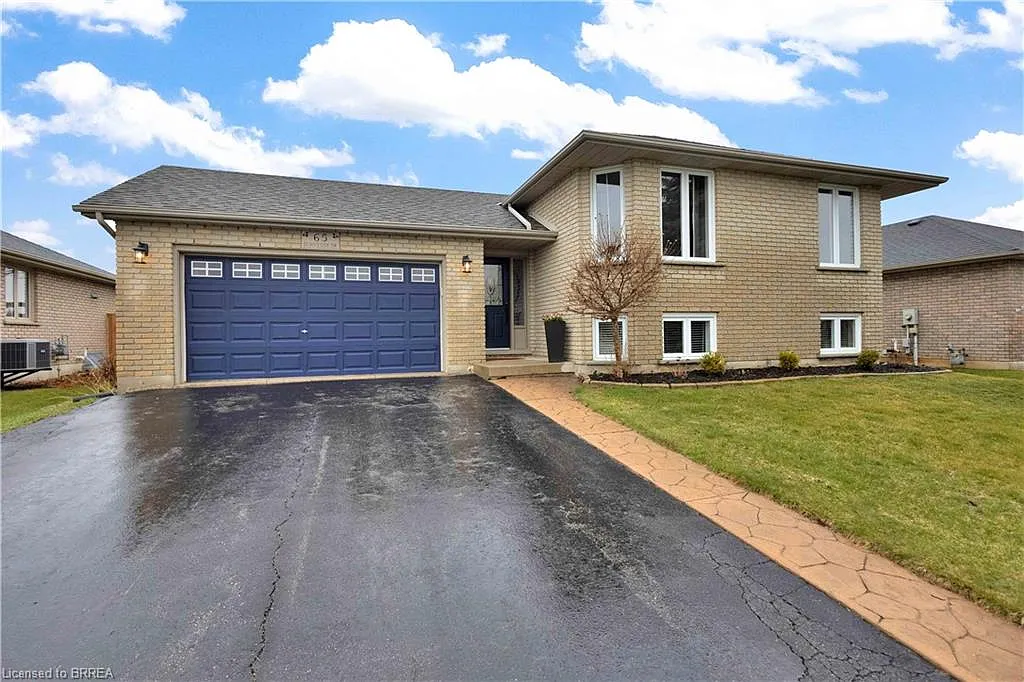 65 Sunnyside Dr photo 1