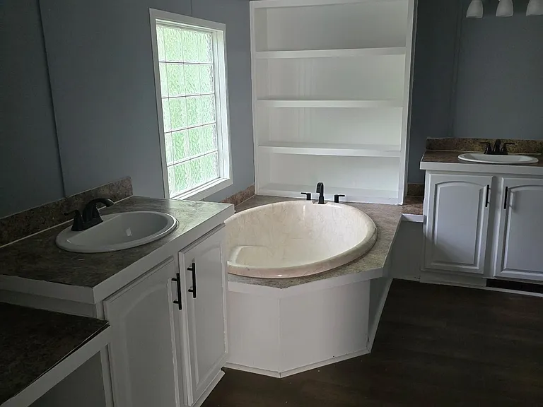 25975 Oak St — Photo 5