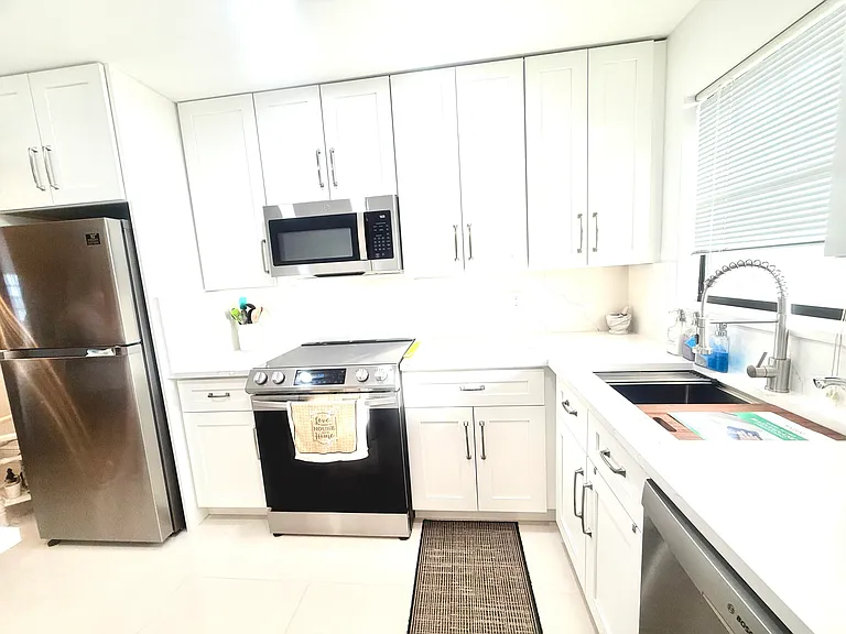 4640 Lucerne Lakes Blvd W #402 — Photo 10