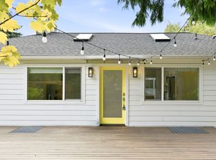 3623 Woodlawn Ave N, Seattle, WA 98103