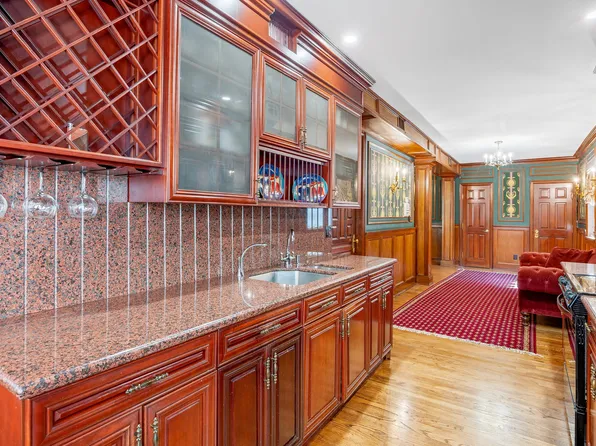 3821 Avenue S image 12 of 42