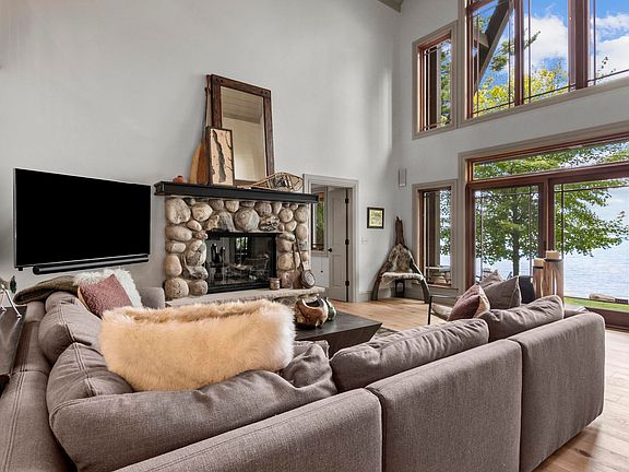 3rd image of 3463 N East Torch Lake Dr