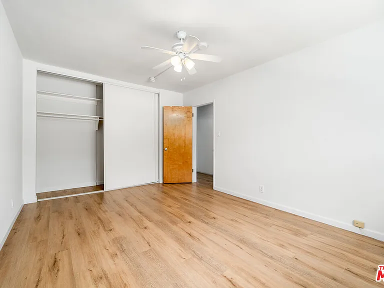 1937 S Shenandoah St #10 — Photo 7
