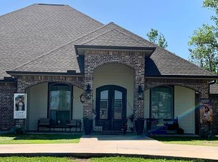2117 E Forest Rd, Westlake, LA 70669