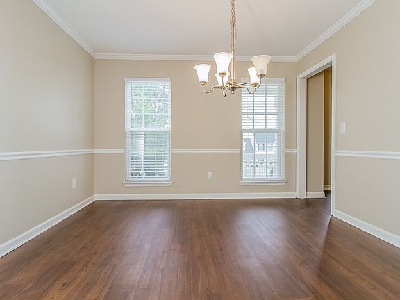 4th image of 1716 Carlyon Ct