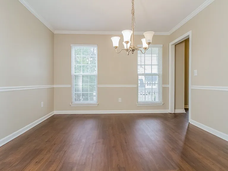 1716 Carlyon Ct — Photo 4