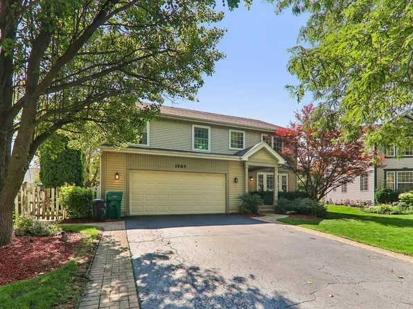 1965 Merlot Ct, Wheeling, IL 60090