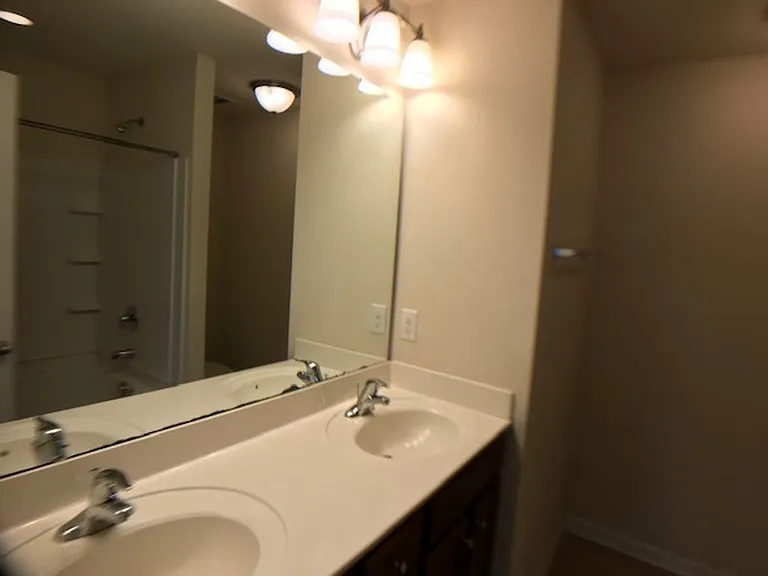 105 Mount Evans Dr — Photo 11