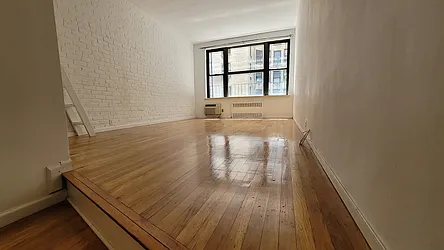 Rented by ONE Manhattan Real Estate